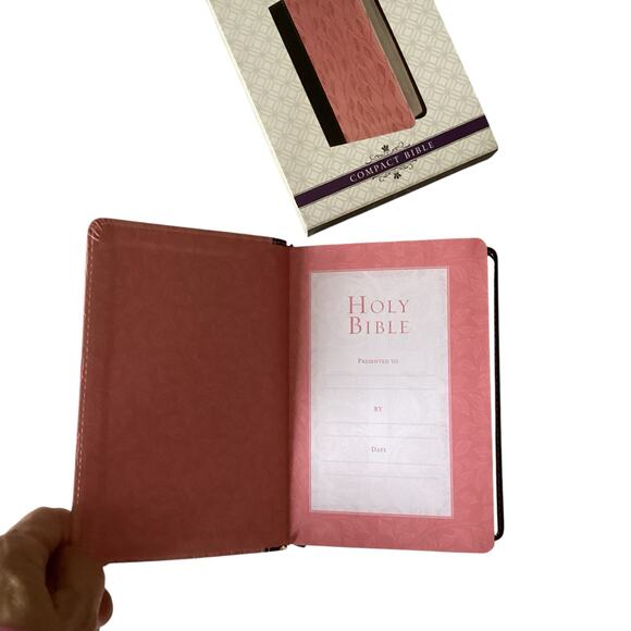 KJV Compact Bible Pink NIB 6" Ribbon Marker, Faux Leather - Picture 5 of 5